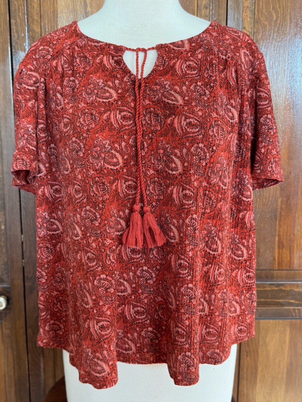 Rust Paisley Tassel Tie Front Boho Peasant SS Womenβs Fall Transition Blouse Top